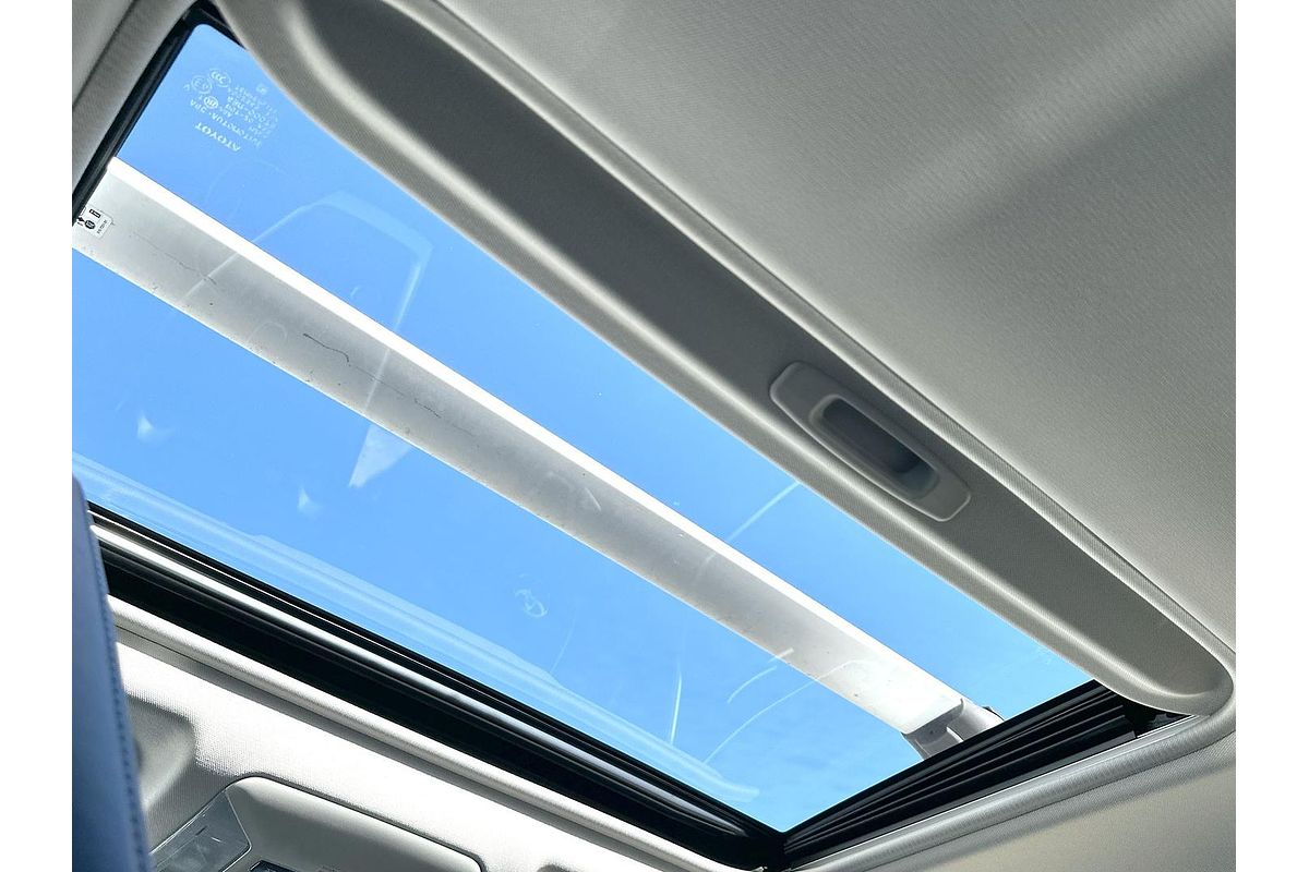 2020 Toyota RAV4 Cruiser AXAH54R