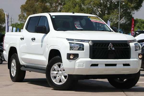 2024 Mitsubishi Triton GLX+ MV 4X4