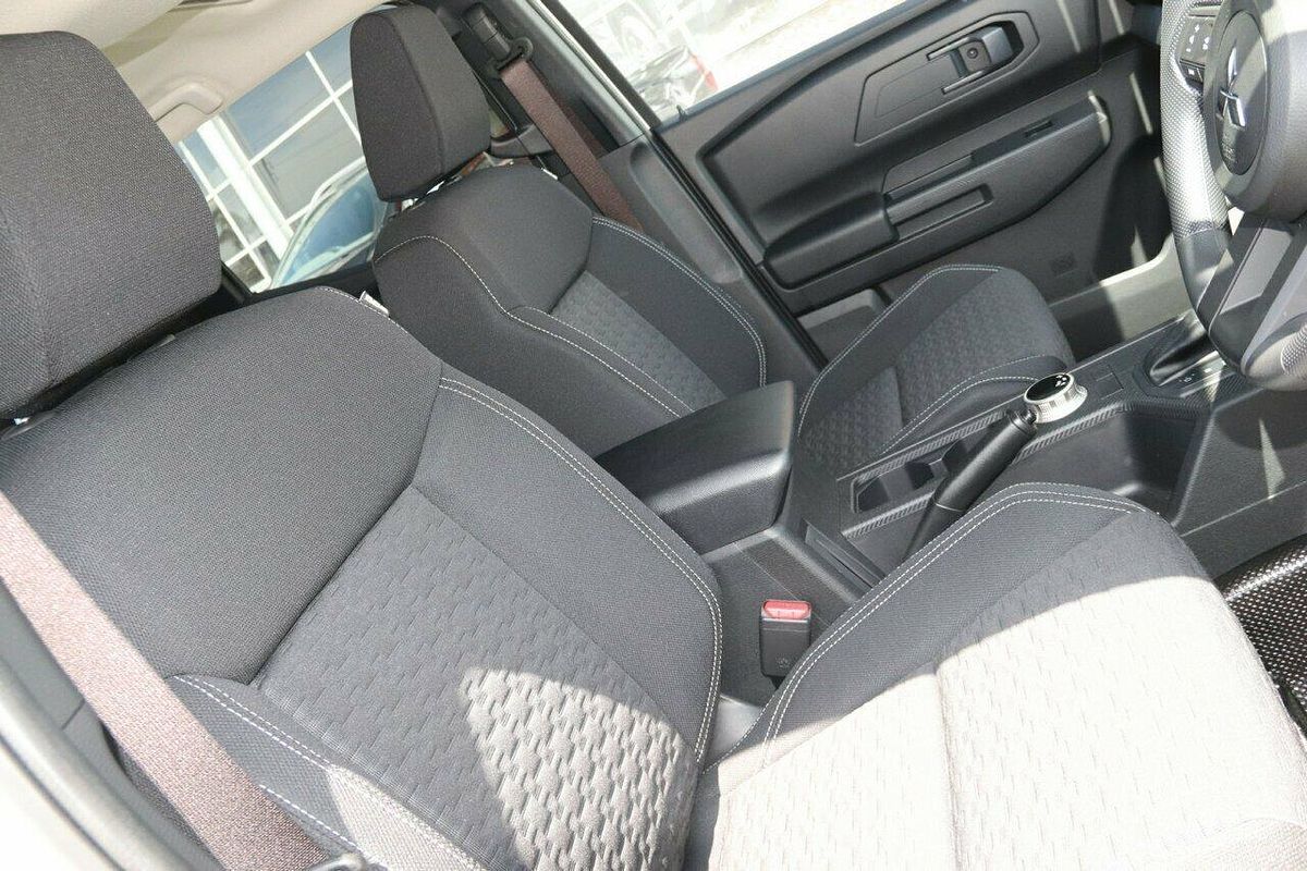 2024 Mitsubishi Triton GLX+ MV 4X4
