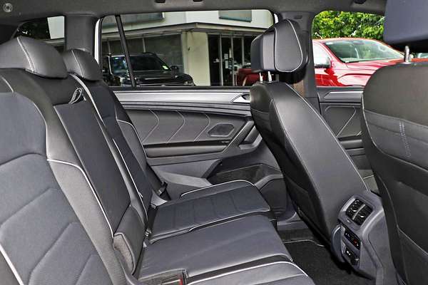 2024 Volkswagen Tiguan Wolfsburg Edition Allspace 5N
