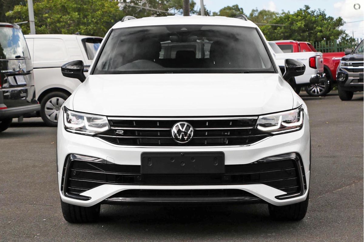 2024 Volkswagen Tiguan Wolfsburg Edition Allspace 5N