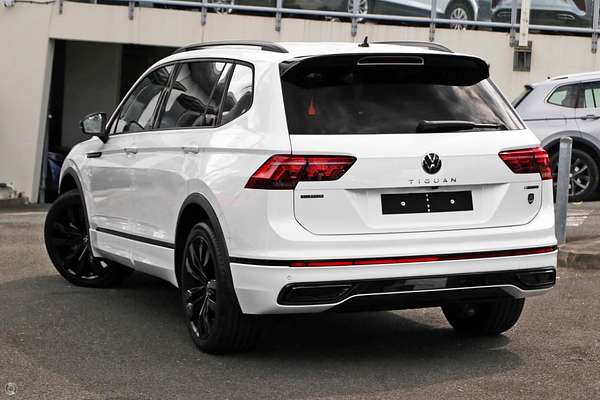 2024 Volkswagen Tiguan Wolfsburg Edition Allspace 5N