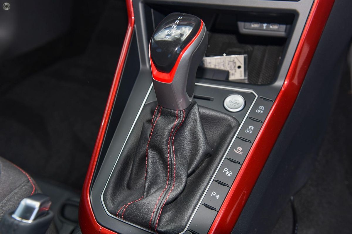 2025 Volkswagen Polo GTI AE