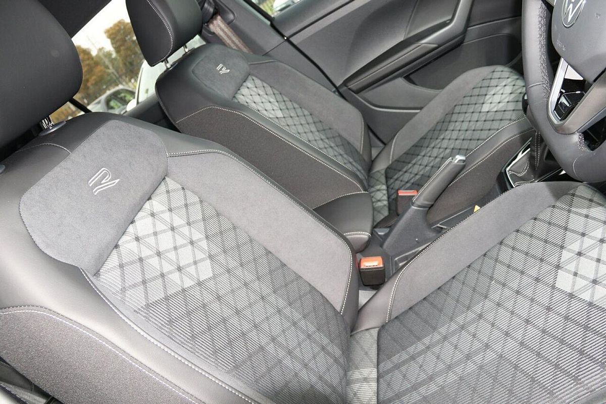 2024 Volkswagen T-Cross 85TSI R-Line D31