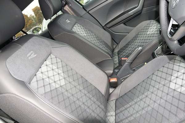 2024 Volkswagen T-Cross 85TSI R-Line D31