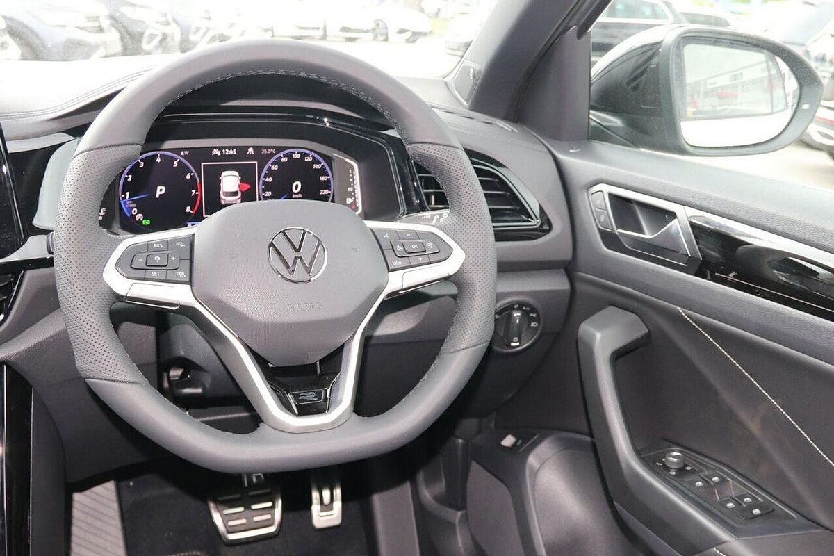 2024 Volkswagen T-Roc 140TSI R-Line D11