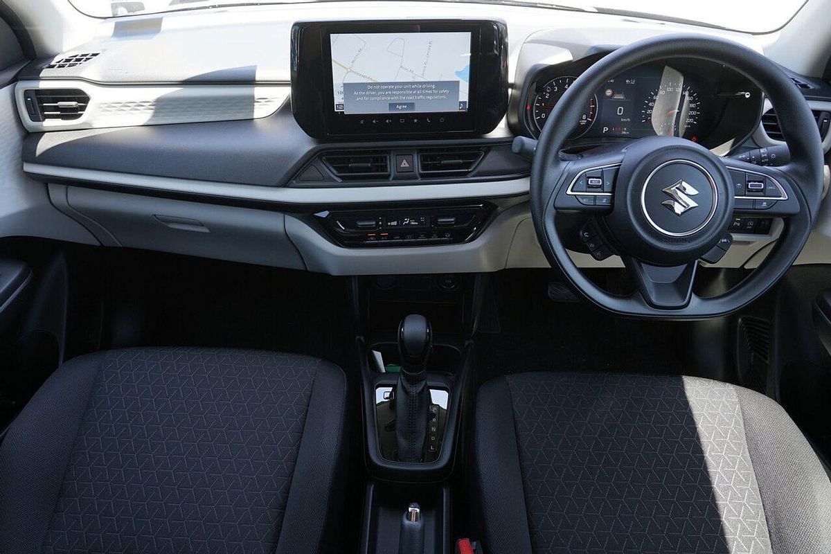 2024 Suzuki Swift Hybrid UZ