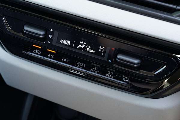 2024 Suzuki Swift Hybrid UZ