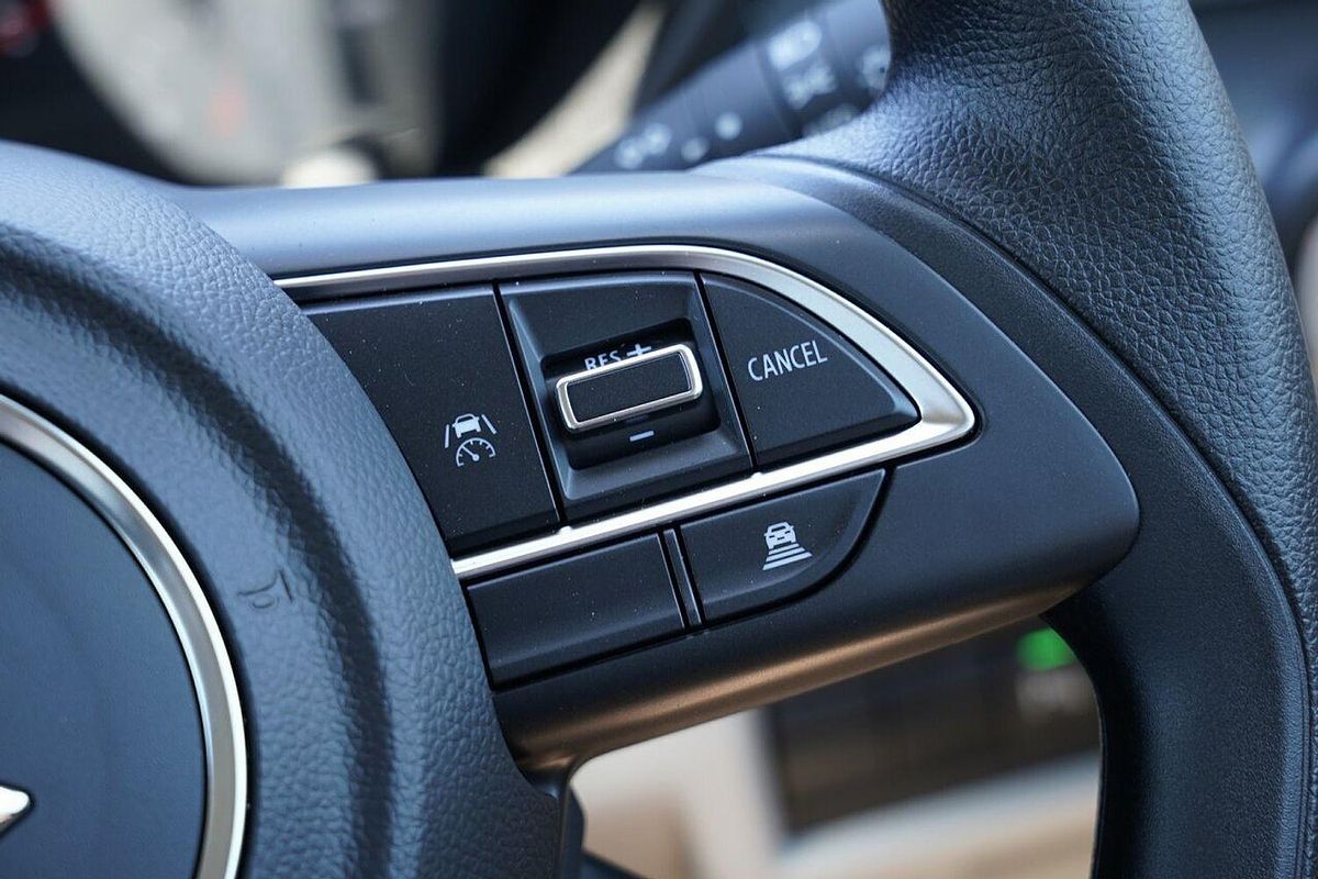 2024 Suzuki Swift Hybrid UZ