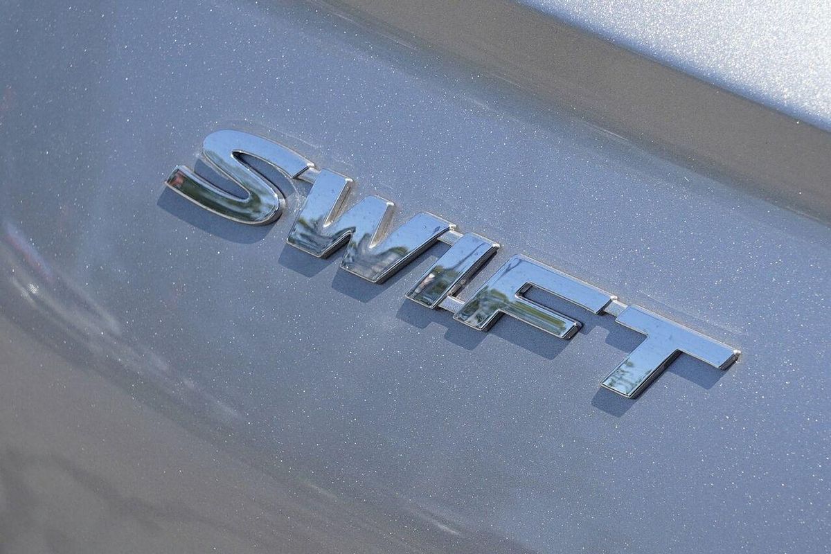 2024 Suzuki Swift Hybrid UZ