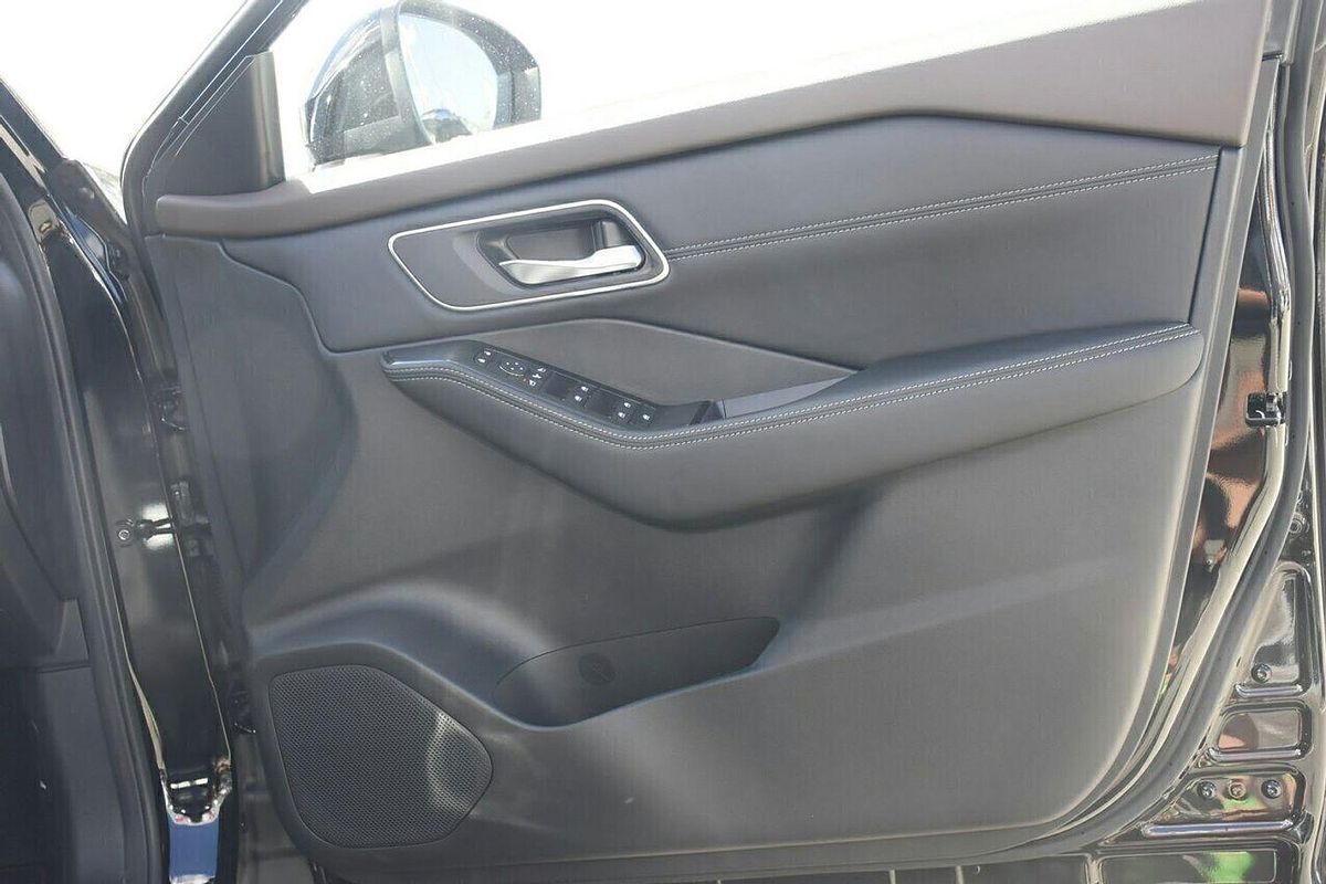 2024 Nissan X-TRAIL ST-L T33