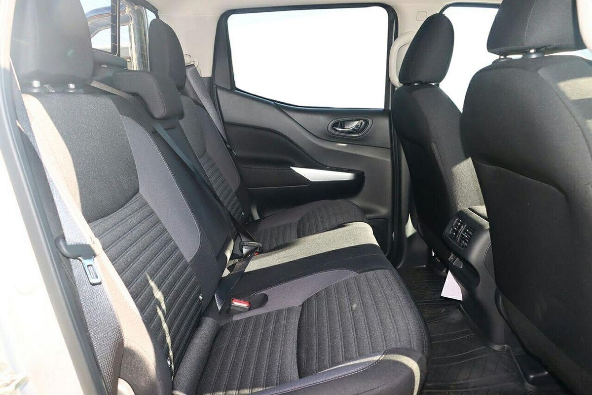 2024 Nissan Navara ST D23 4X4
