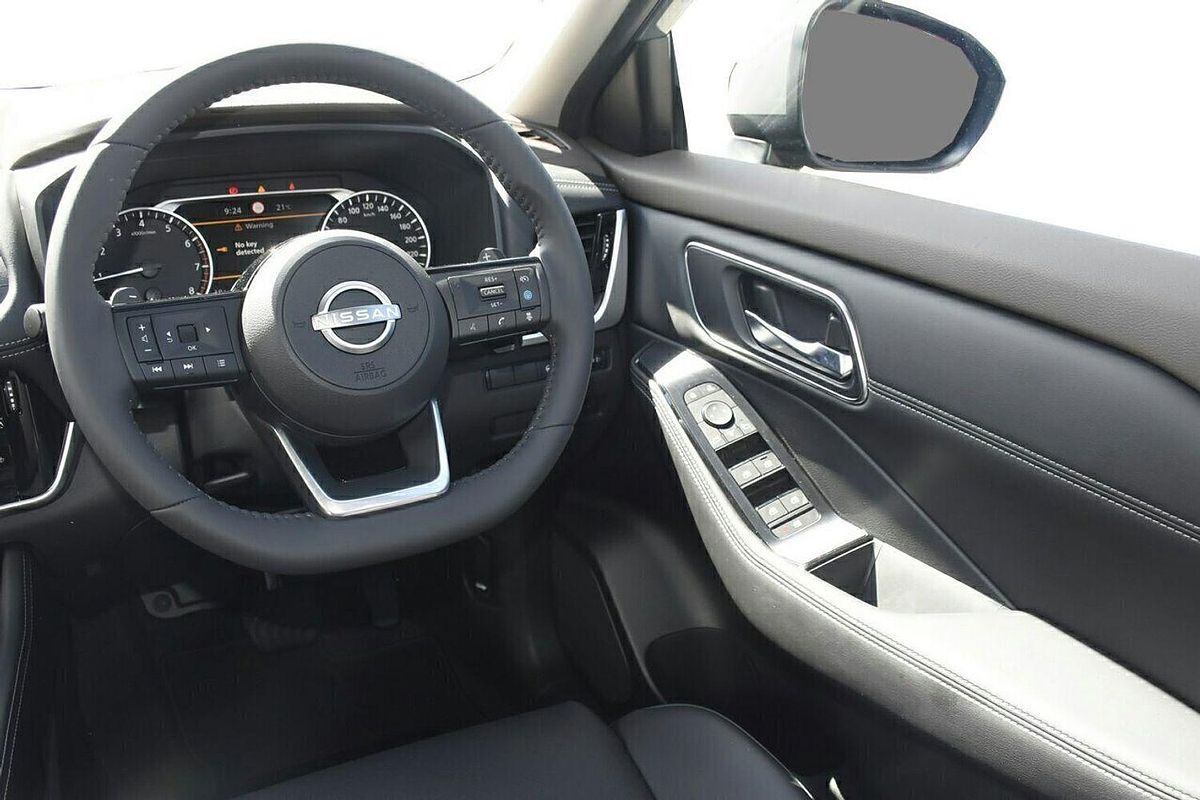 2024 Nissan X-TRAIL ST-L T33