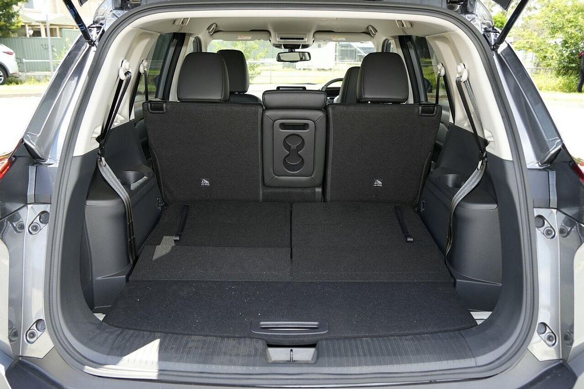 2024 Nissan X-TRAIL ST-L T33