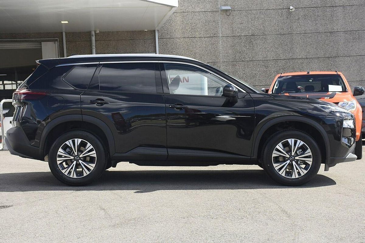 2024 Nissan X-TRAIL ST-L T33