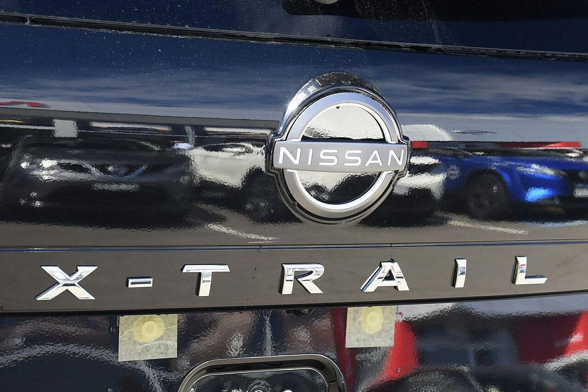 2024 Nissan X-TRAIL ST-L T33