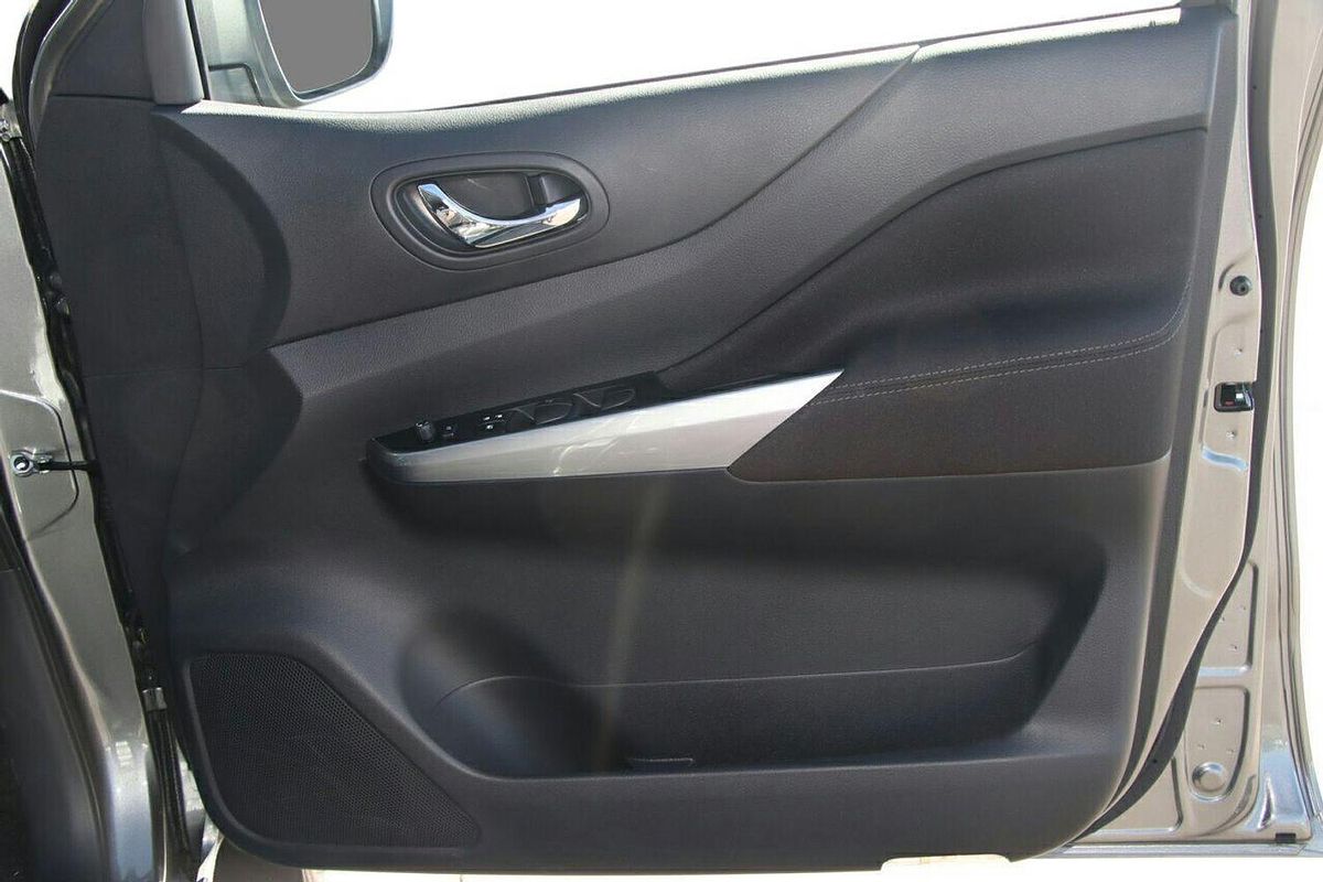 2024 Nissan Navara ST D23 4X4