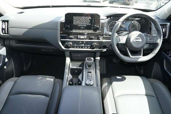 2024 Nissan Pathfinder Ti R53