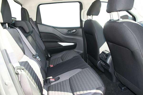 2024 Nissan Navara ST D23 4X4