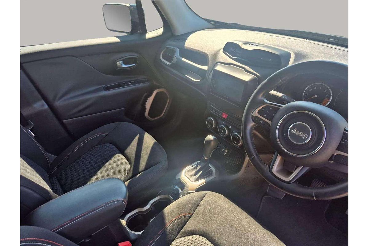 2017 Jeep Renegade Limited BU