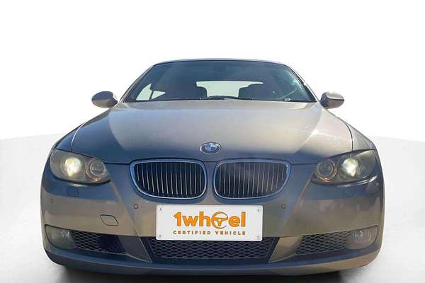 2007 BMW 3 Series 335i E93