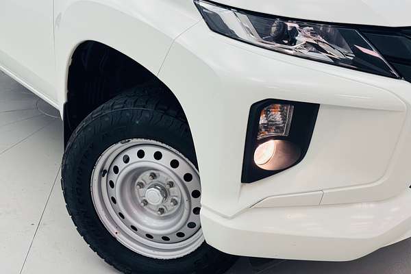 2021 Mitsubishi Triton GLX MR 4X4