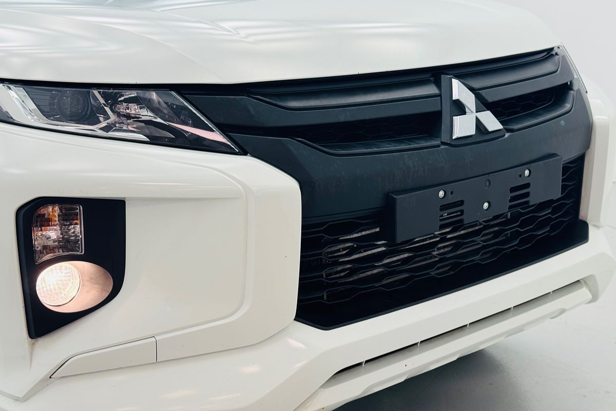 2021 Mitsubishi Triton GLX MR 4X4