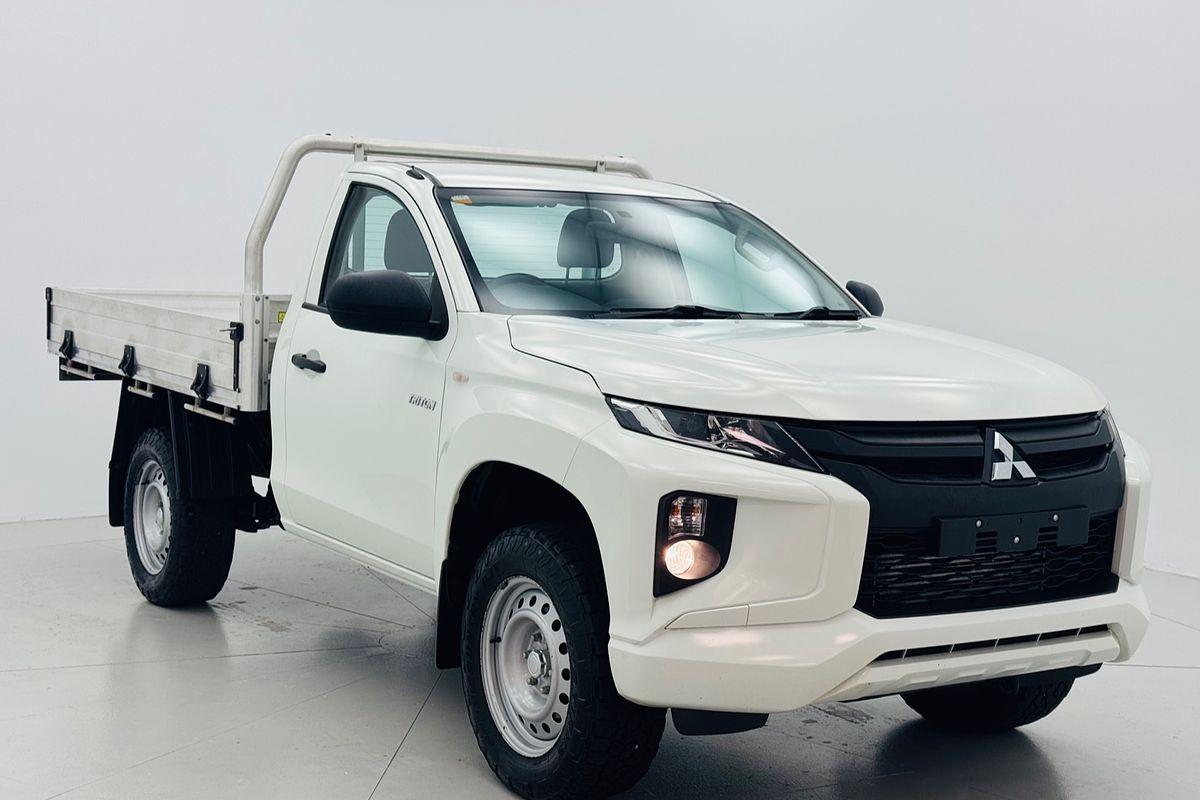2021 Mitsubishi Triton GLX MR 4X4