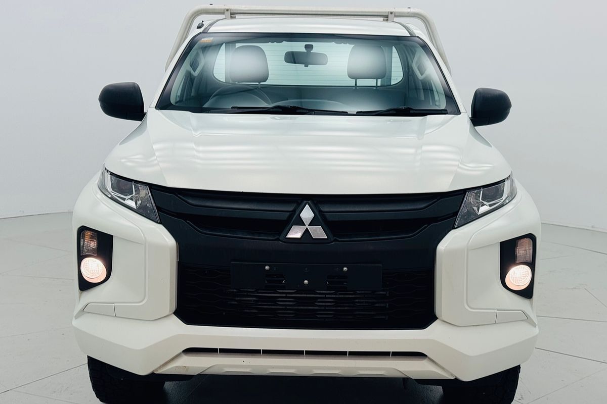 2021 Mitsubishi Triton GLX MR 4X4