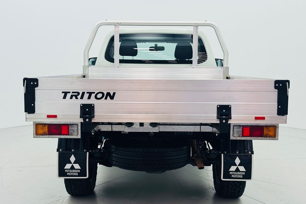 2021 Mitsubishi Triton GLX MR 4X4