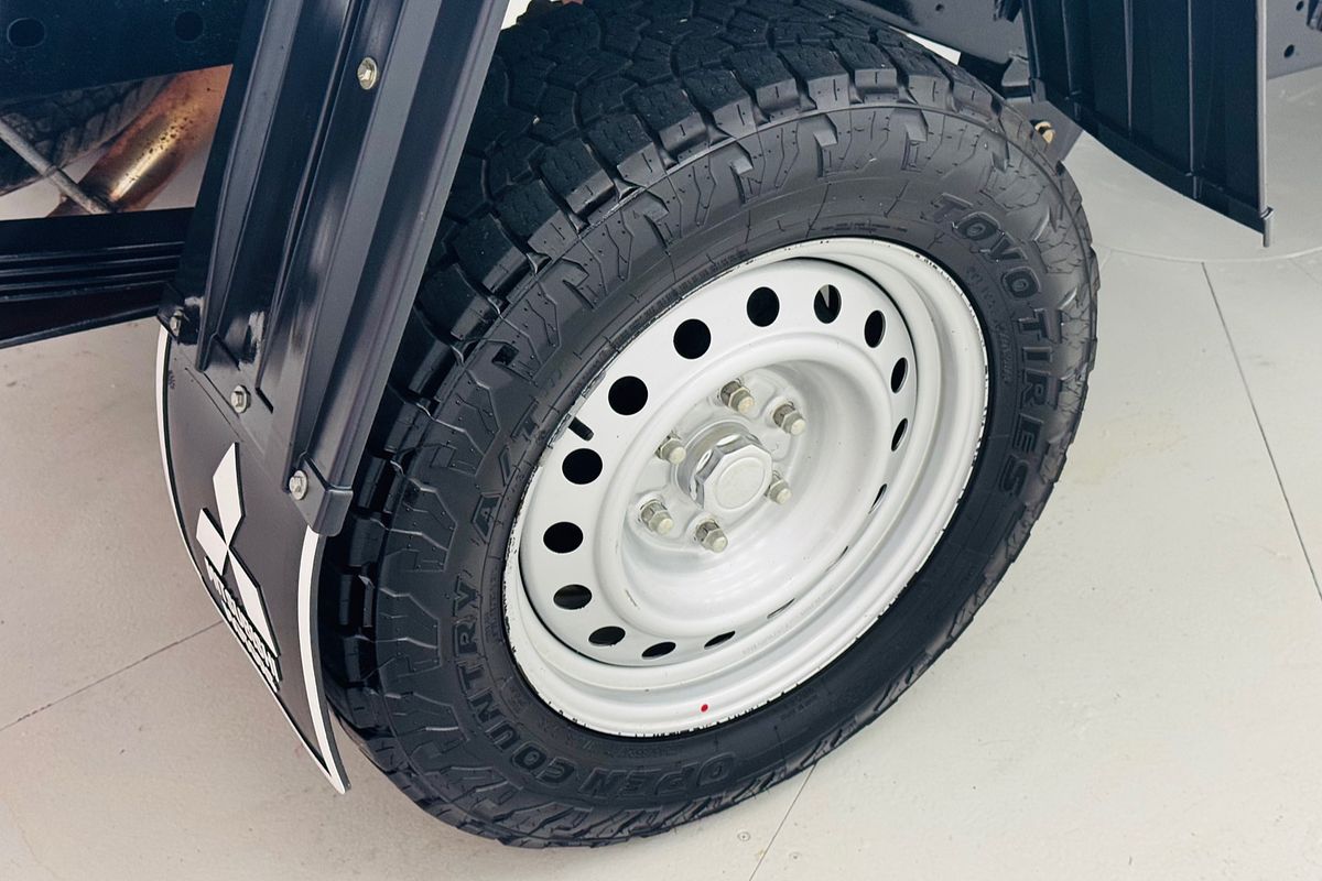 2021 Mitsubishi Triton GLX MR 4X4