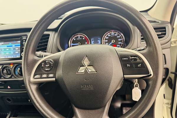 2021 Mitsubishi Triton GLX MR 4X4