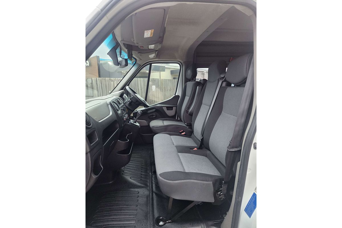 2017 Renault Master  X62 LWB