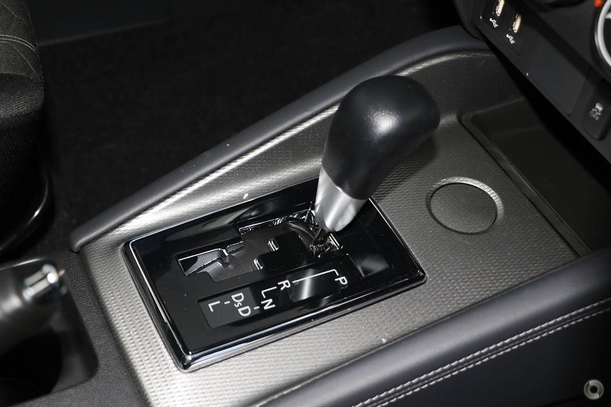 2024 Mitsubishi ASX GS XD