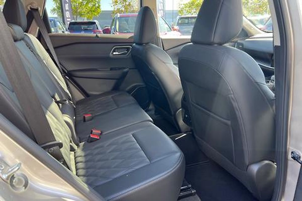 2024 Nissan X-TRAIL Ti-L T33