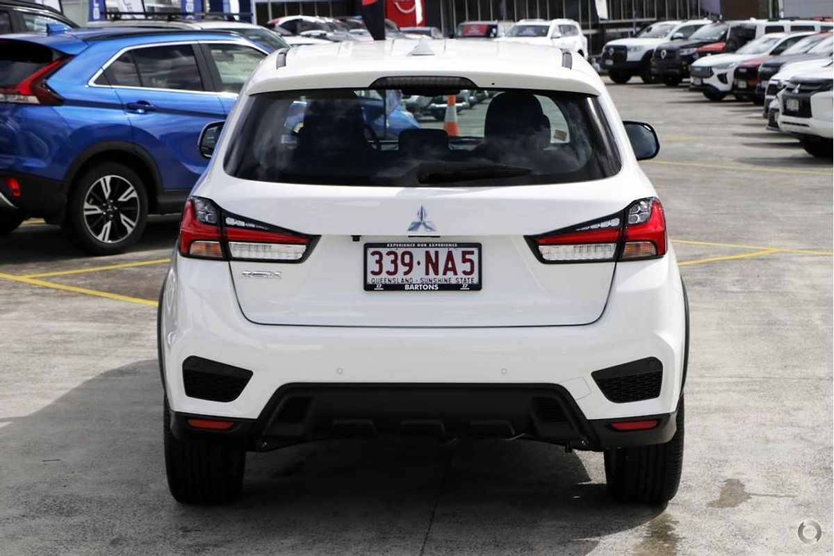 2024 Mitsubishi ASX ES XD