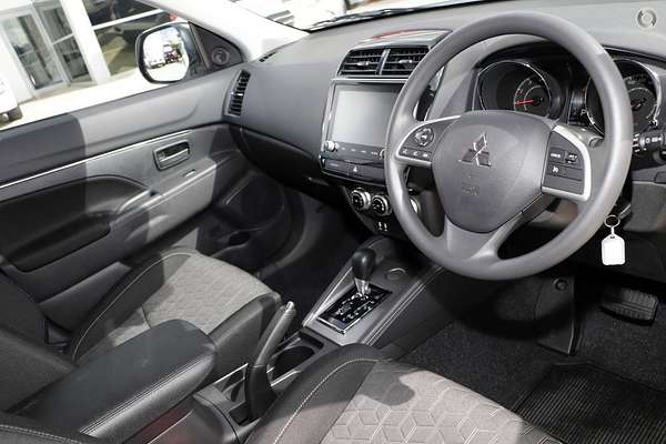 2024 Mitsubishi ASX ES XD