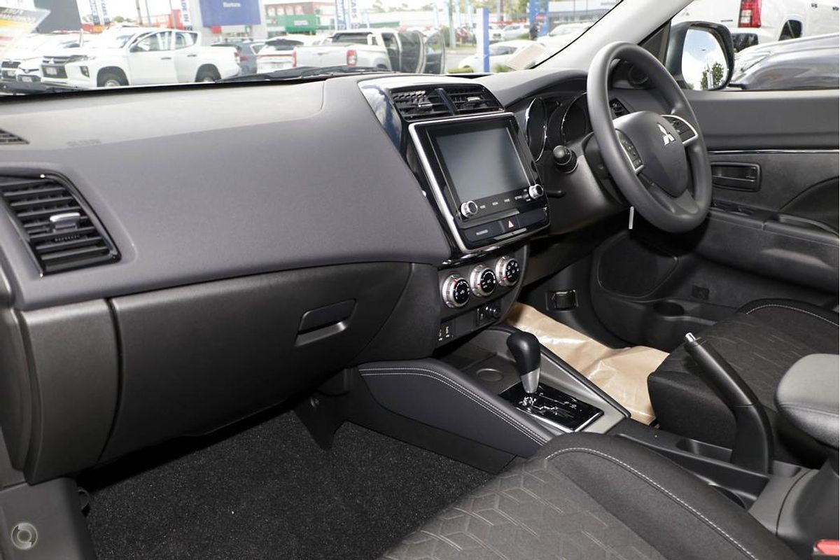 2024 Mitsubishi ASX ES XD