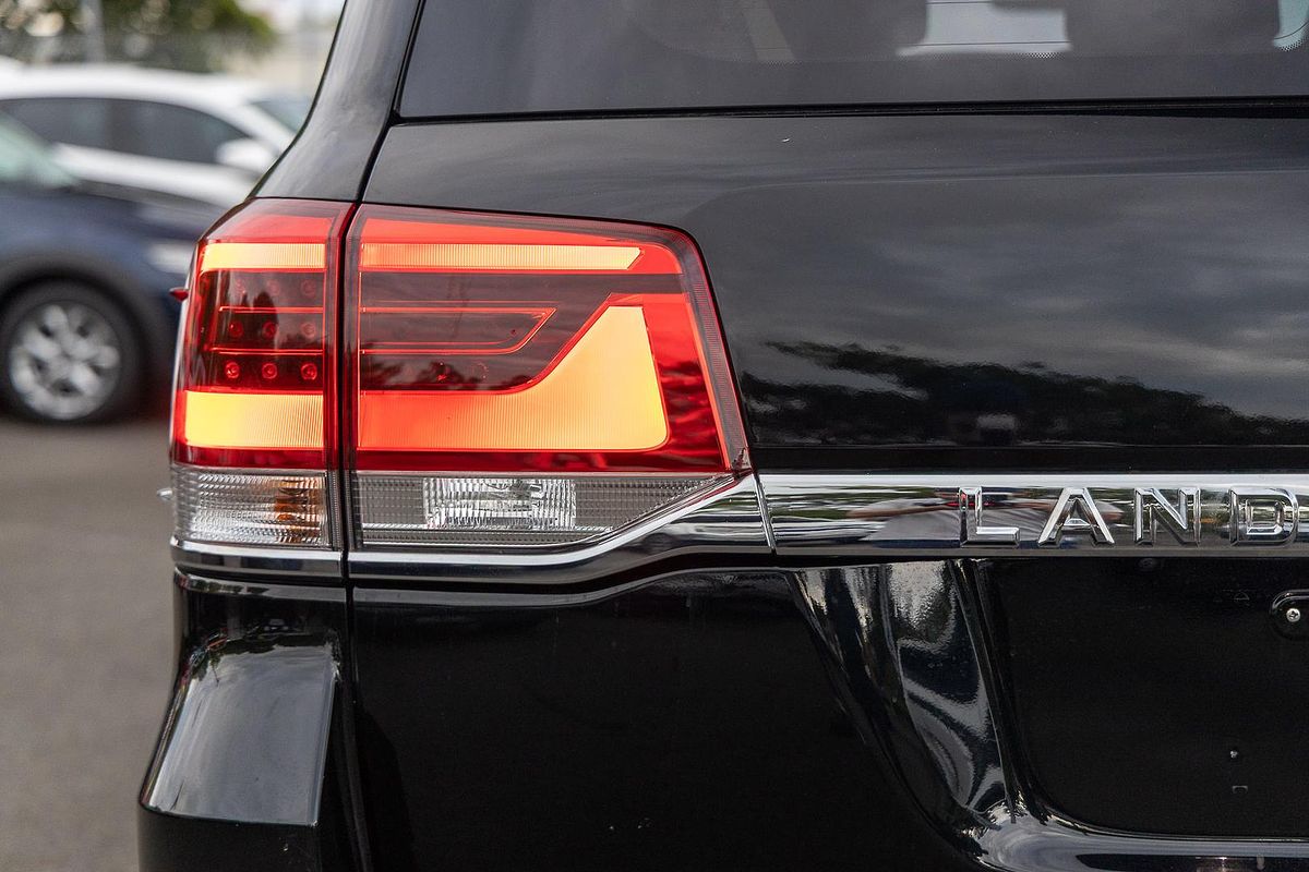 2019 Toyota Landcruiser VX URJ202R