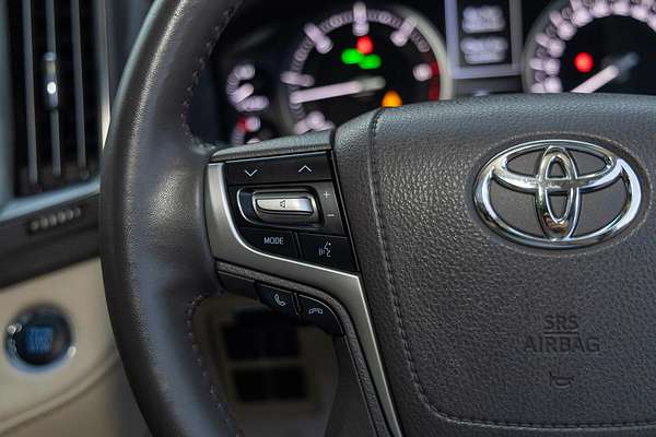 2019 Toyota Landcruiser VX URJ202R
