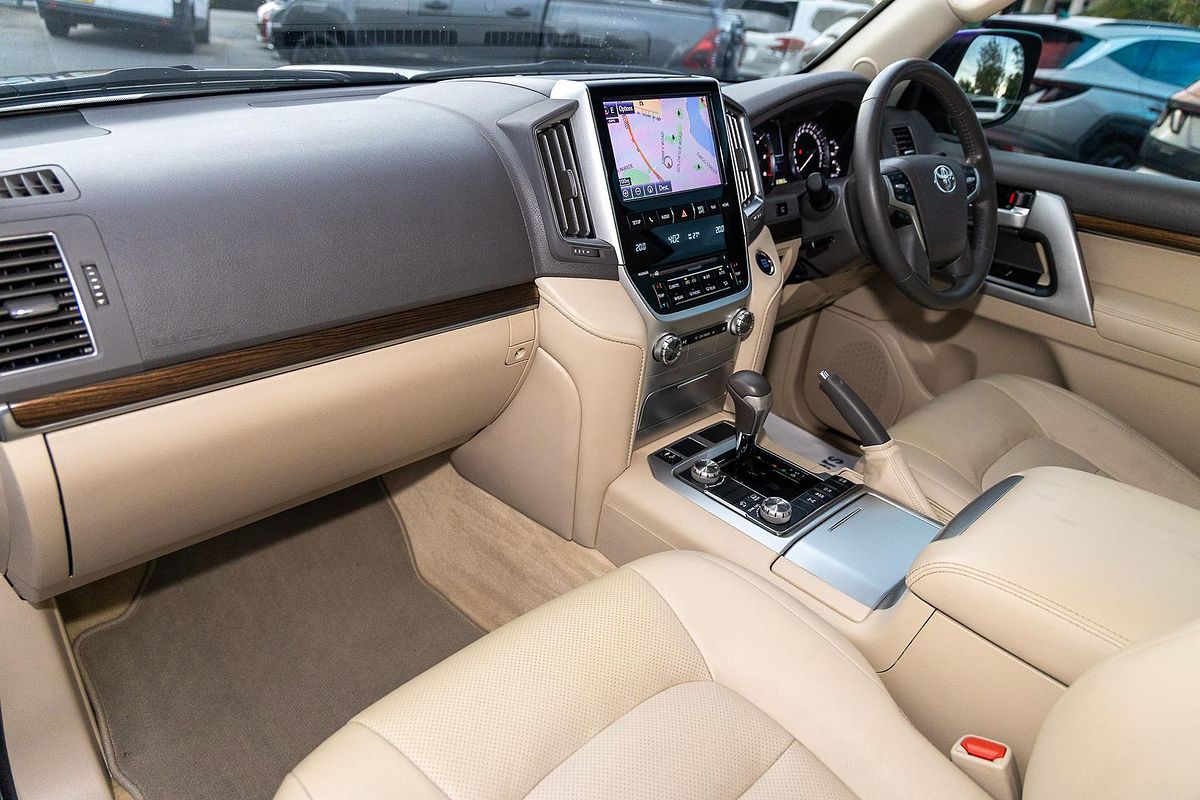 2019 Toyota Landcruiser VX URJ202R