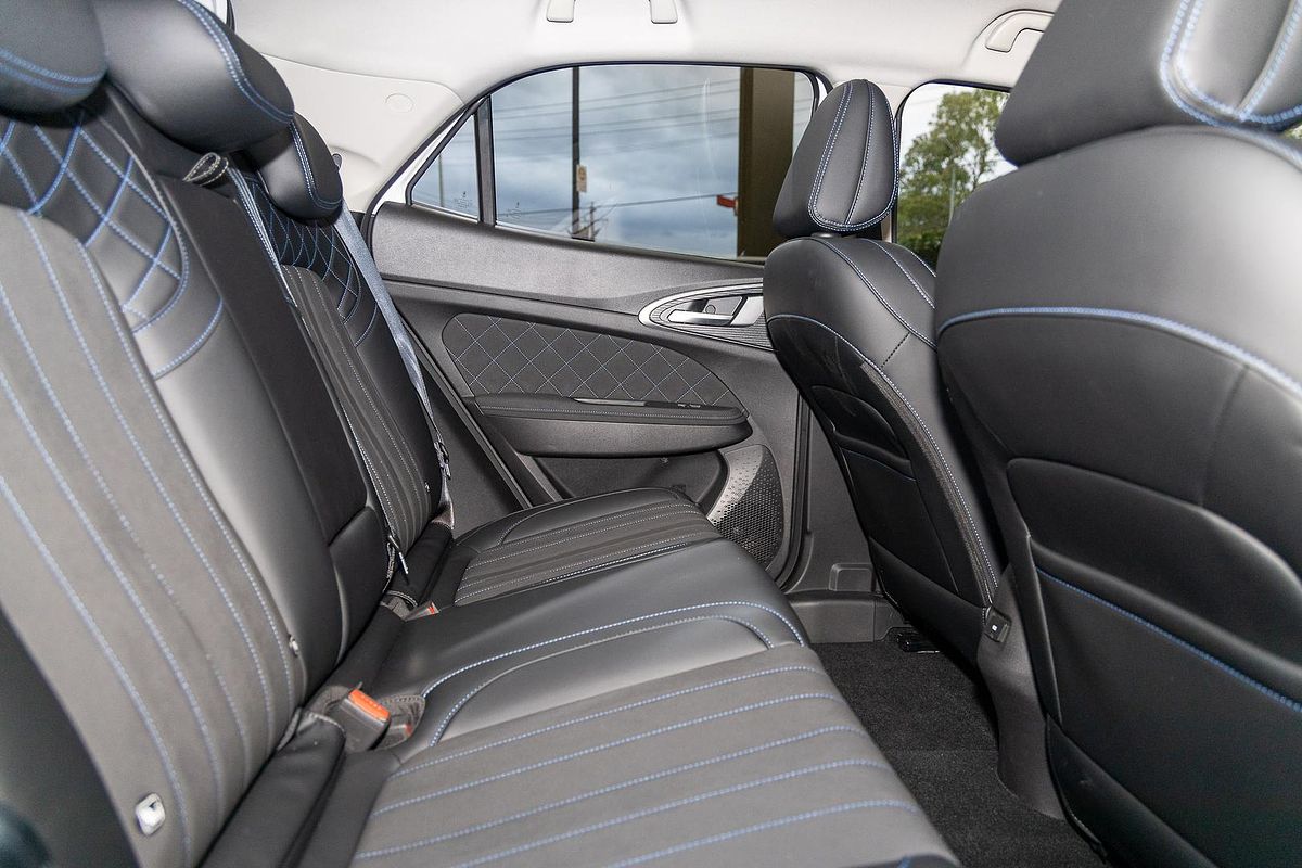 2025 GWM Ora Standard Range ES11