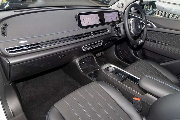2025 GWM Ora Standard Range ES11