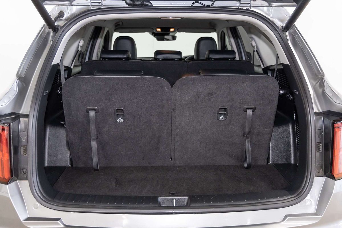 2023 Kia Sorento Sport MQ4