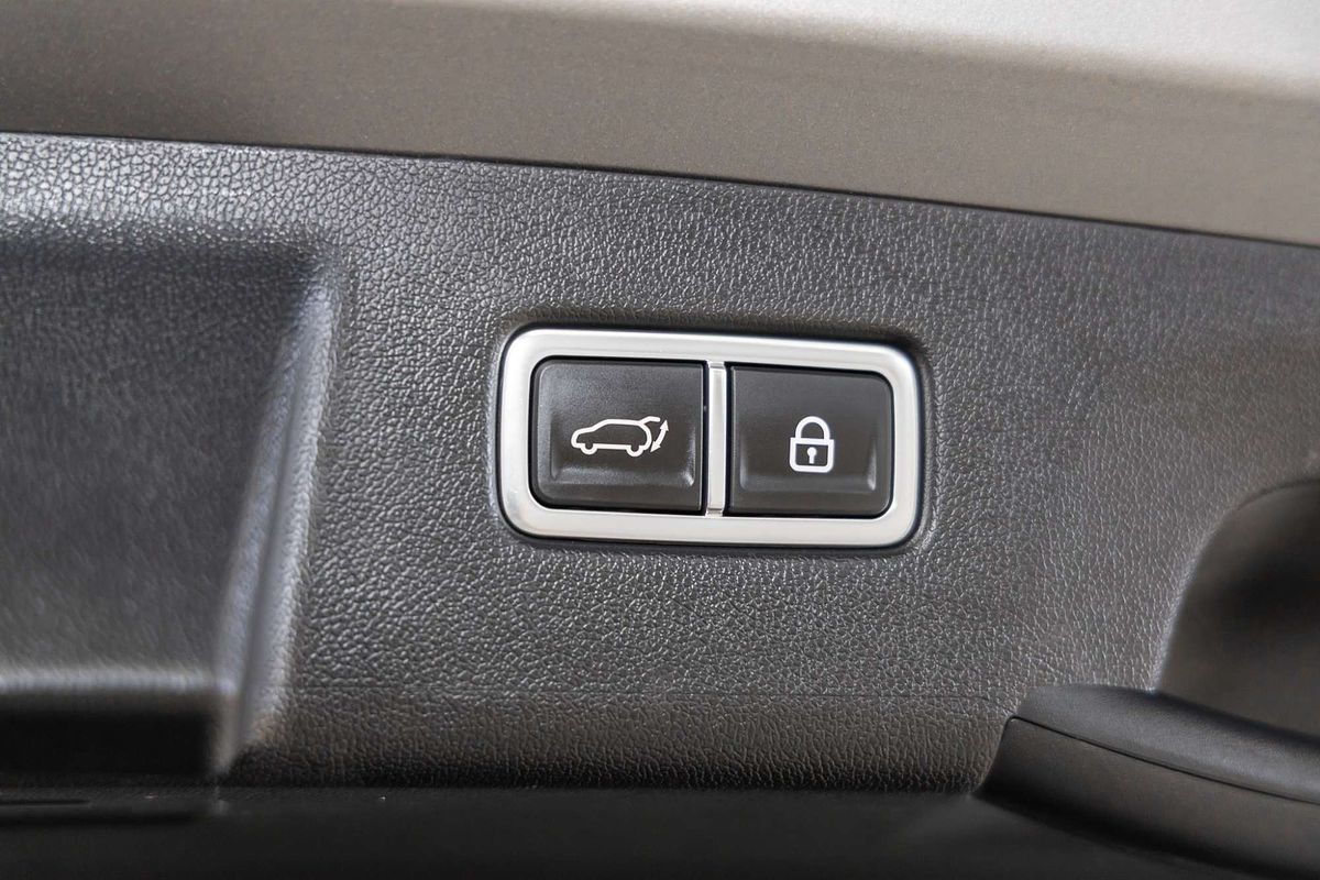 2023 Kia Sorento Sport MQ4