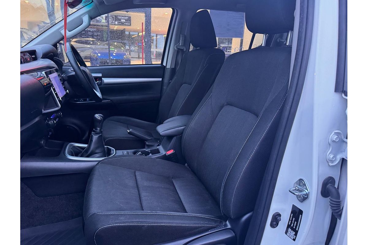 2022 Toyota Hilux SR5 GUN126R 4X4