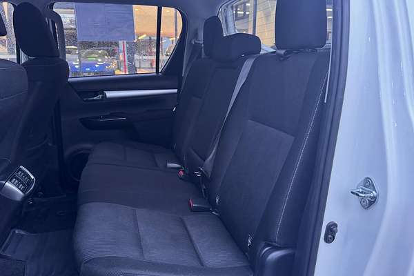 2022 Toyota Hilux SR5 GUN126R 4X4