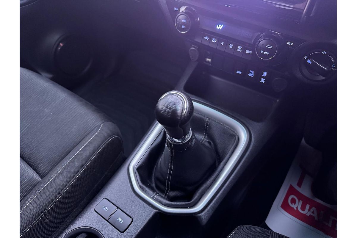 2022 Toyota Hilux SR5 GUN126R 4X4