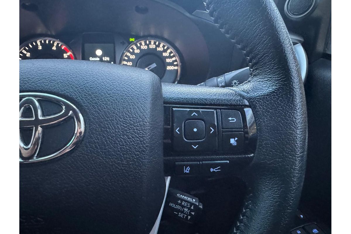 2022 Toyota Hilux SR5 GUN126R 4X4