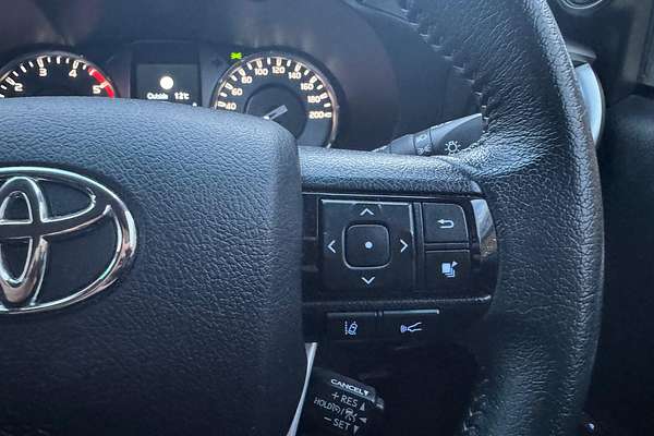 2022 Toyota Hilux SR5 GUN126R 4X4